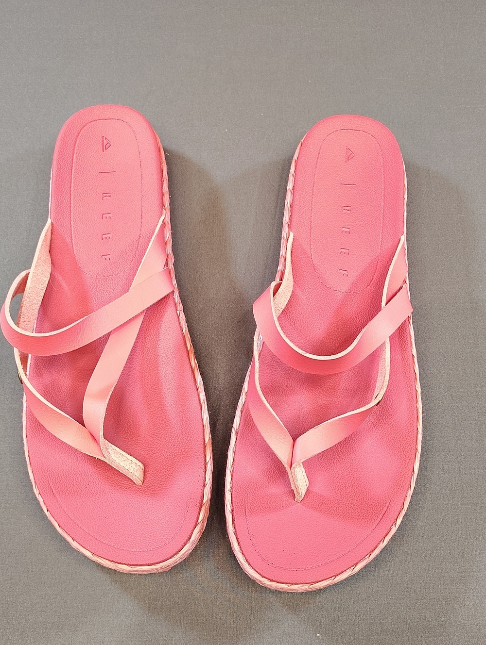 Reef Women's Coral Pink Braided-Trim Flip Flops